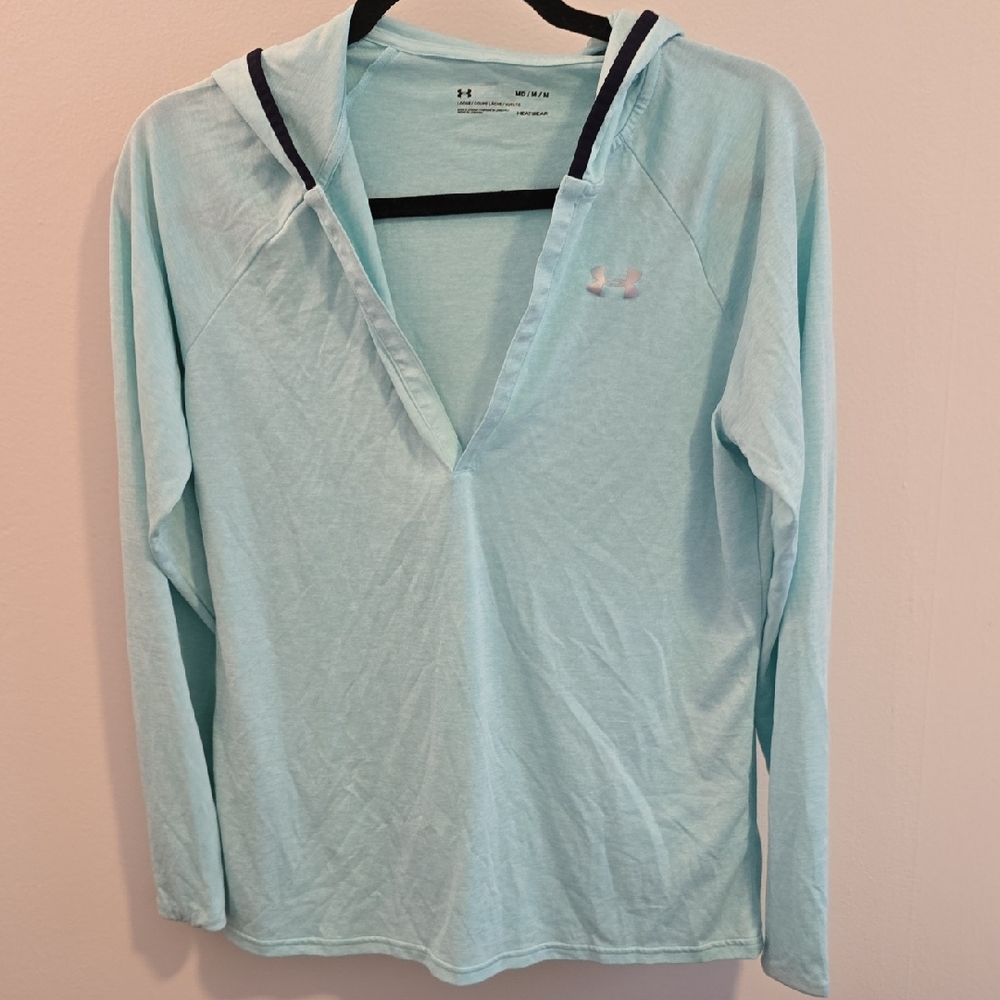 Under Armour Aqua Long Sleeve Pullover, Womens Medium